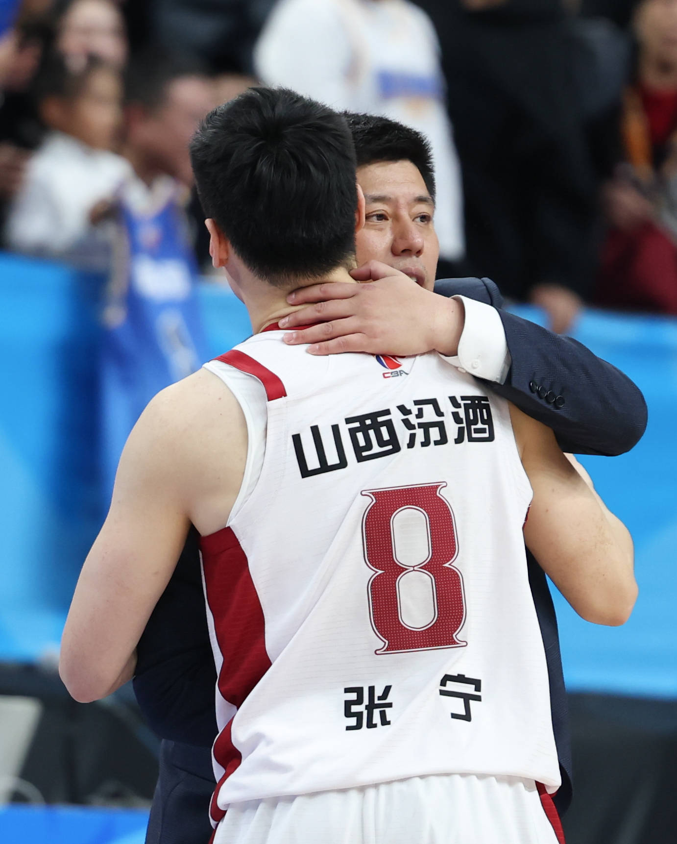 全明星赛冲刺阶段再迎强敌赛后托特纳姆调整名单以备CBA常规赛，现场解说直呼：北京国安今晚防线松动