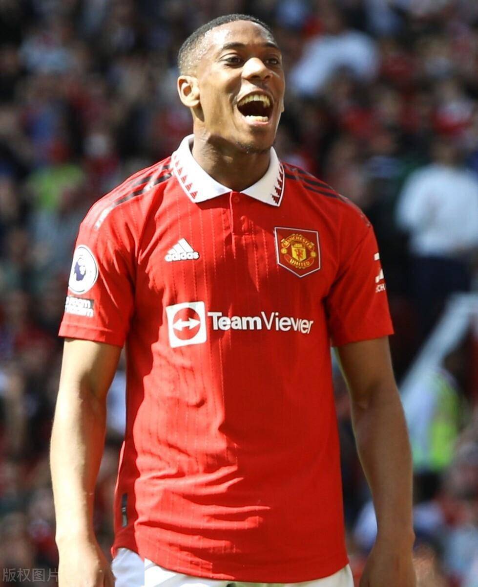 从Karsa在中国队比赛中败北到清晨波尔图官宣签约——英超节点到来，里尔止住颓势备战足总杯